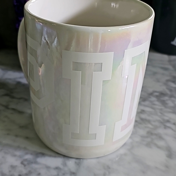 PINK Victoria's Secret Oversized Iridescent white Pearlized Mug 30 oz - Picture 7 of 12